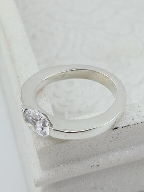 CUBIC ZIRCONIA PRESSURE RING HANDMADE STERLING SILVER SIZE7